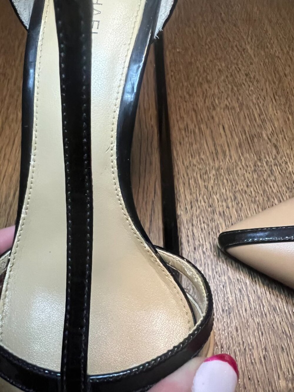 Michael Kors T-Strap Heels Size 8M Nude Black Patent Pointed Toe Pumps - Picture 10 of 13